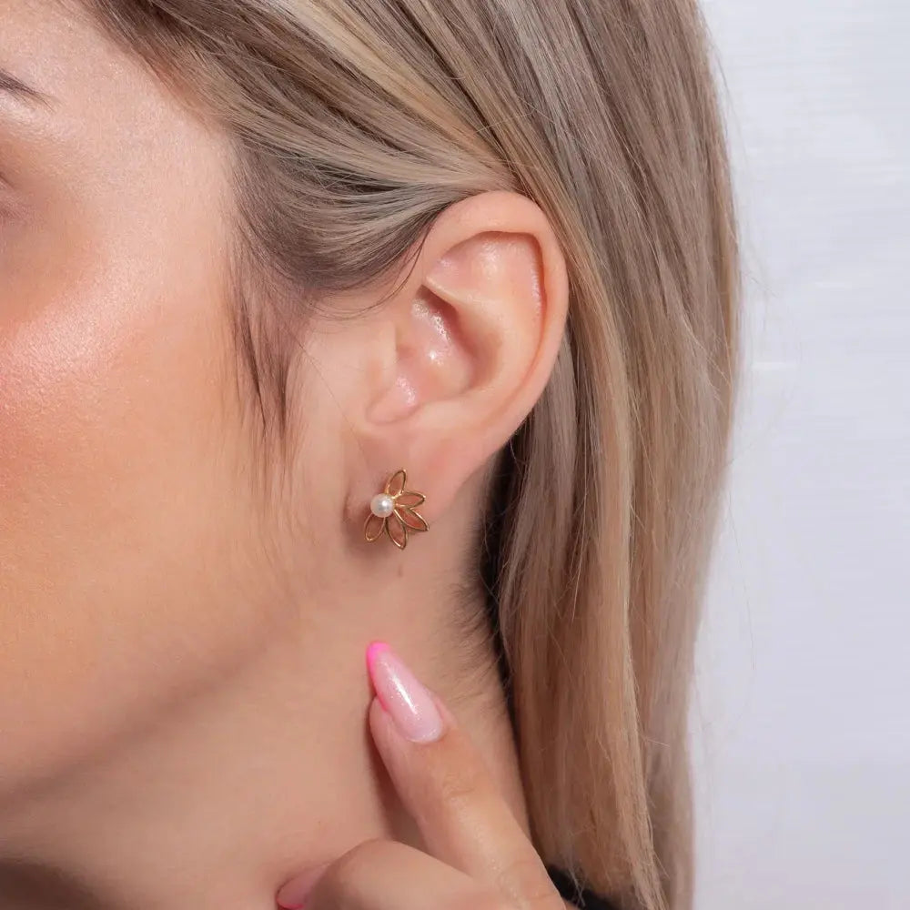 18k Gold Plated Flower Earring with Pearl - Tamis Jewellery Ireland