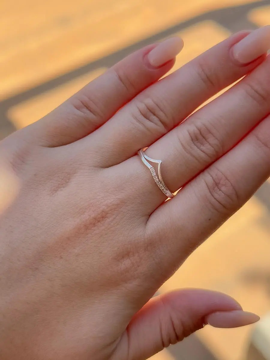 925k Silver Minimalist Ring - Tamis Jewellery Ireland