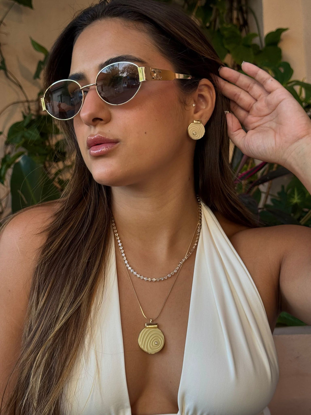 Ivory Wave Jewellery Set – Gold Plated Necklace & Earrings Set