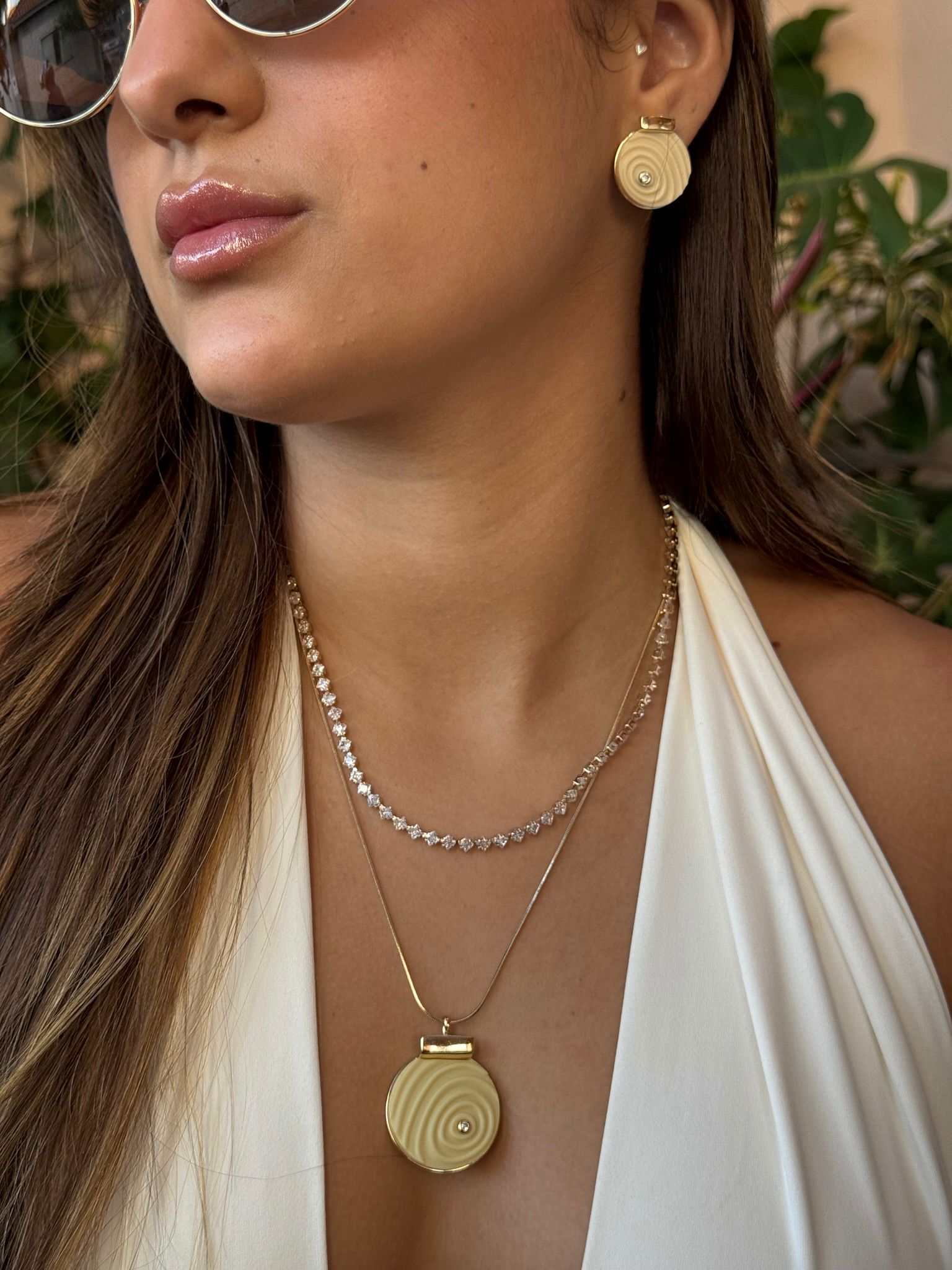 Ivory Wave Jewellery Set – Gold Plated Necklace & Earrings Set